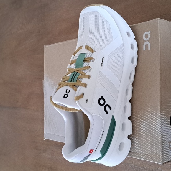 On Running Shoes - On Cloudrunner 2 - Color: White / Green - Size: Women 9.5